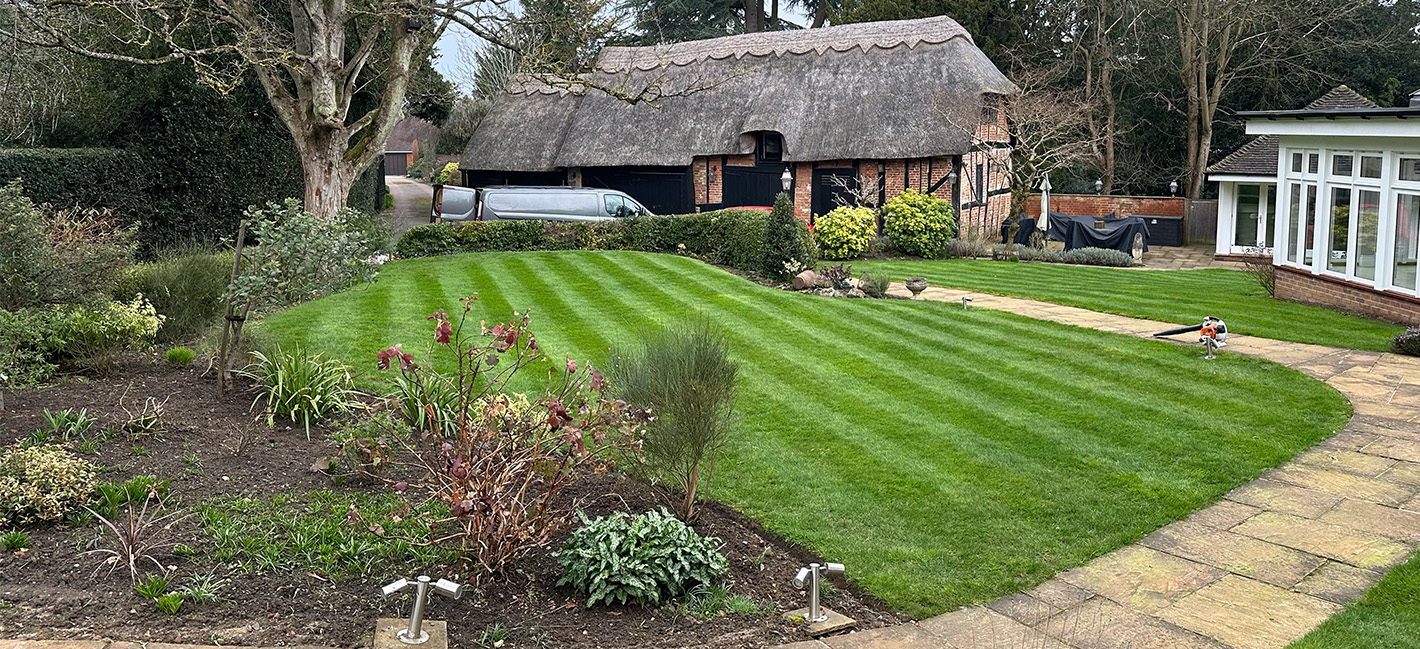 Contact, Garden Maintenance Milton Keynes
